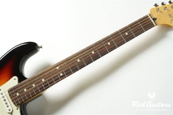  Made in Japan Hybrid II Stratocaster - 3-Color Sunburst